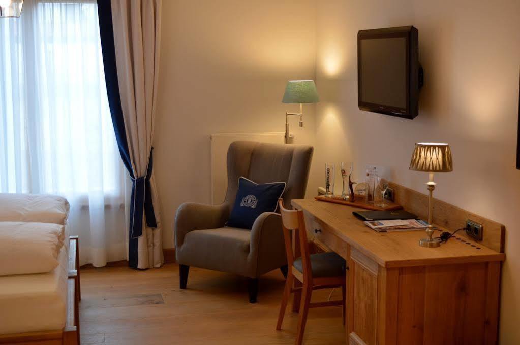 Hotel & Gaststaette Zum Erdinger Weissbraeu Münih Dış mekan fotoğraf