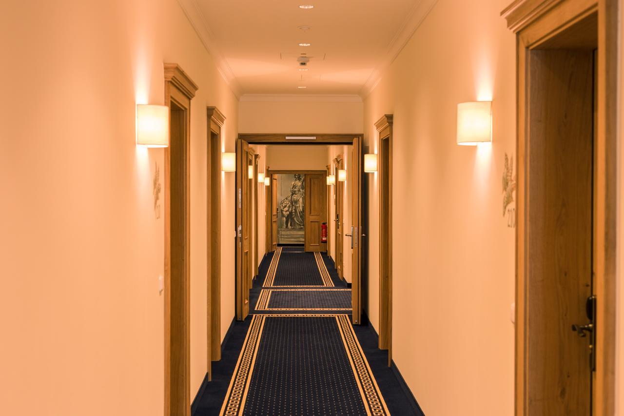 Hotel & Gaststaette Zum Erdinger Weissbraeu Münih Dış mekan fotoğraf