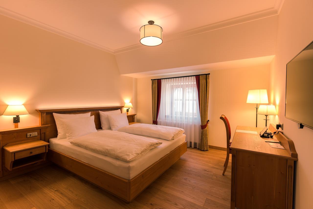 Hotel & Gaststaette Zum Erdinger Weissbraeu Münih Dış mekan fotoğraf