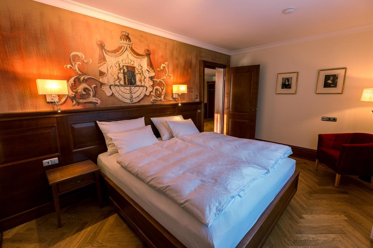 Hotel & Gaststaette Zum Erdinger Weissbraeu Münih Dış mekan fotoğraf