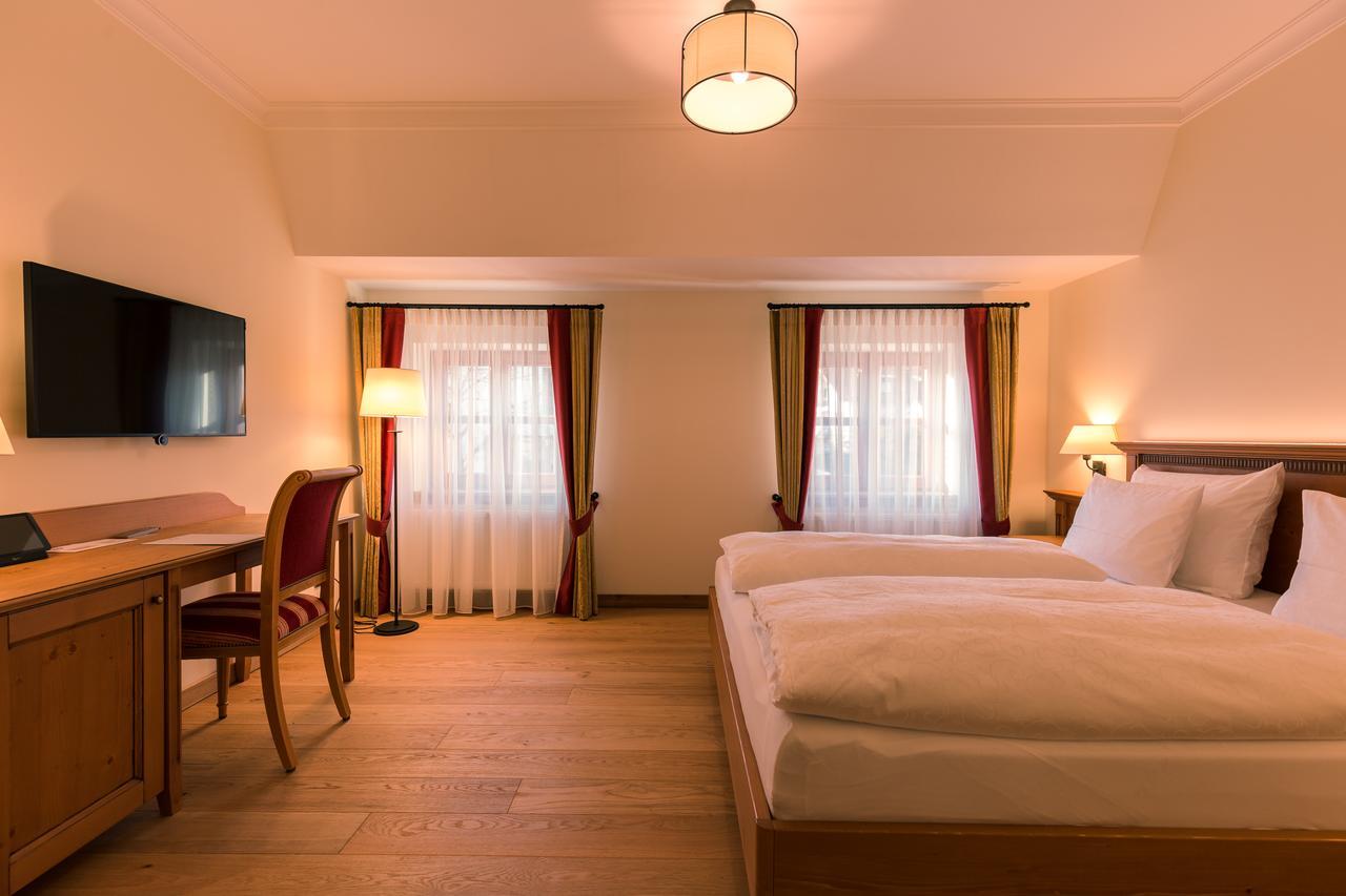 Hotel & Gaststaette Zum Erdinger Weissbraeu Münih Dış mekan fotoğraf