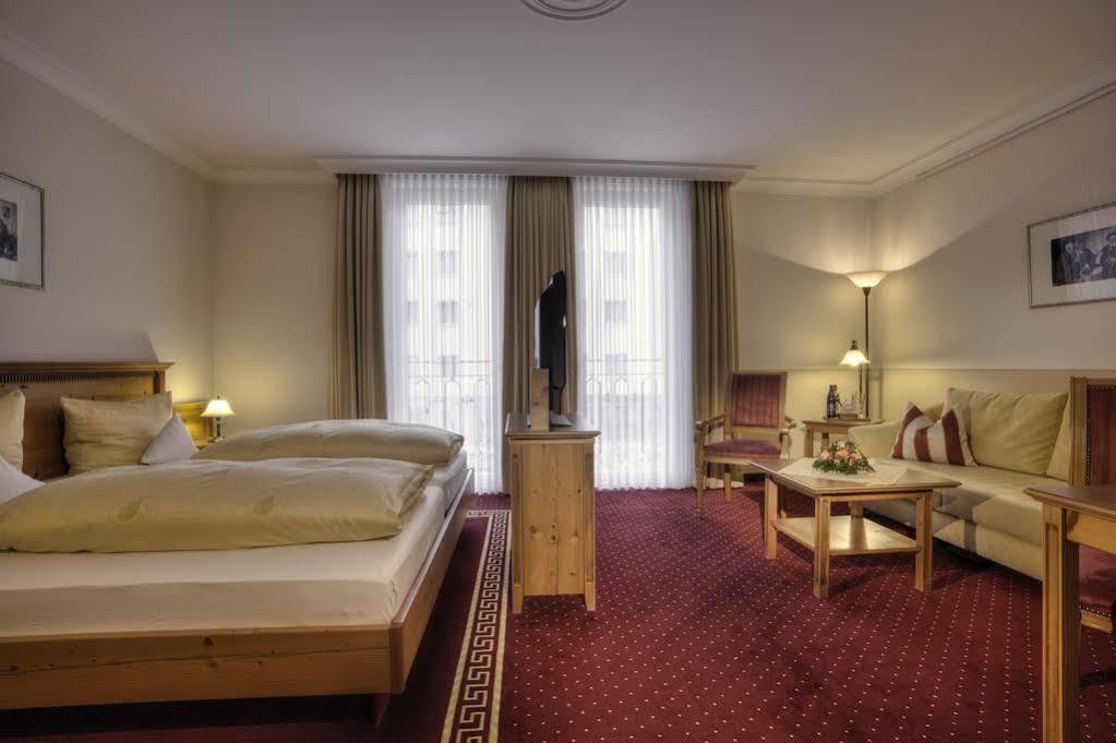 Hotel & Gaststaette Zum Erdinger Weissbraeu Münih Dış mekan fotoğraf