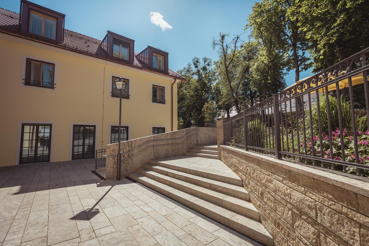 Hotel & Gaststaette Zum Erdinger Weissbraeu Münih Dış mekan fotoğraf